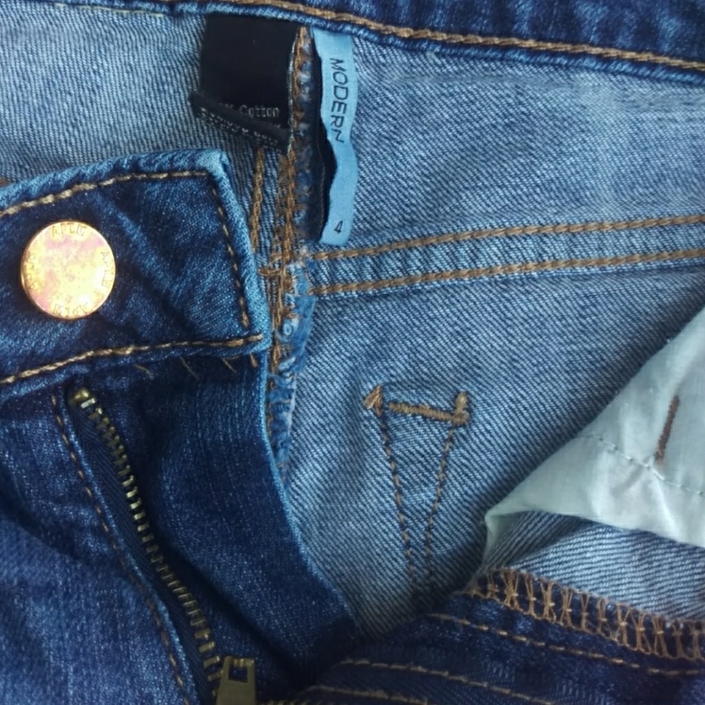 Apt 9 denim modern style Jean shorts - Picture 5 of 5